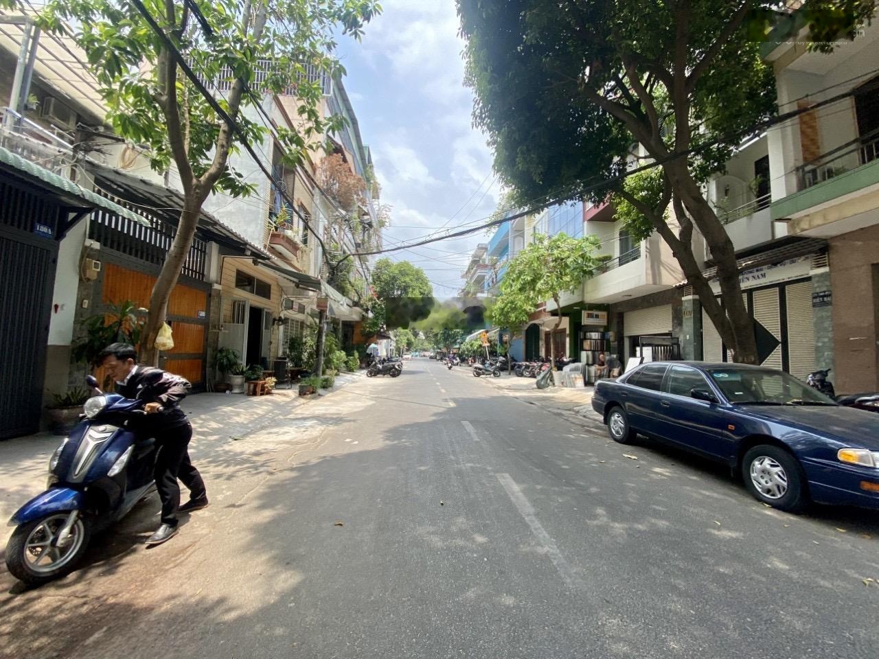 Mặt tiền kinh doanh bàu cát/ đường 12m có lề/ sổ a4 hiếm/ 72m2/ 4 tầng/ 13.5 tỷ thương lượng