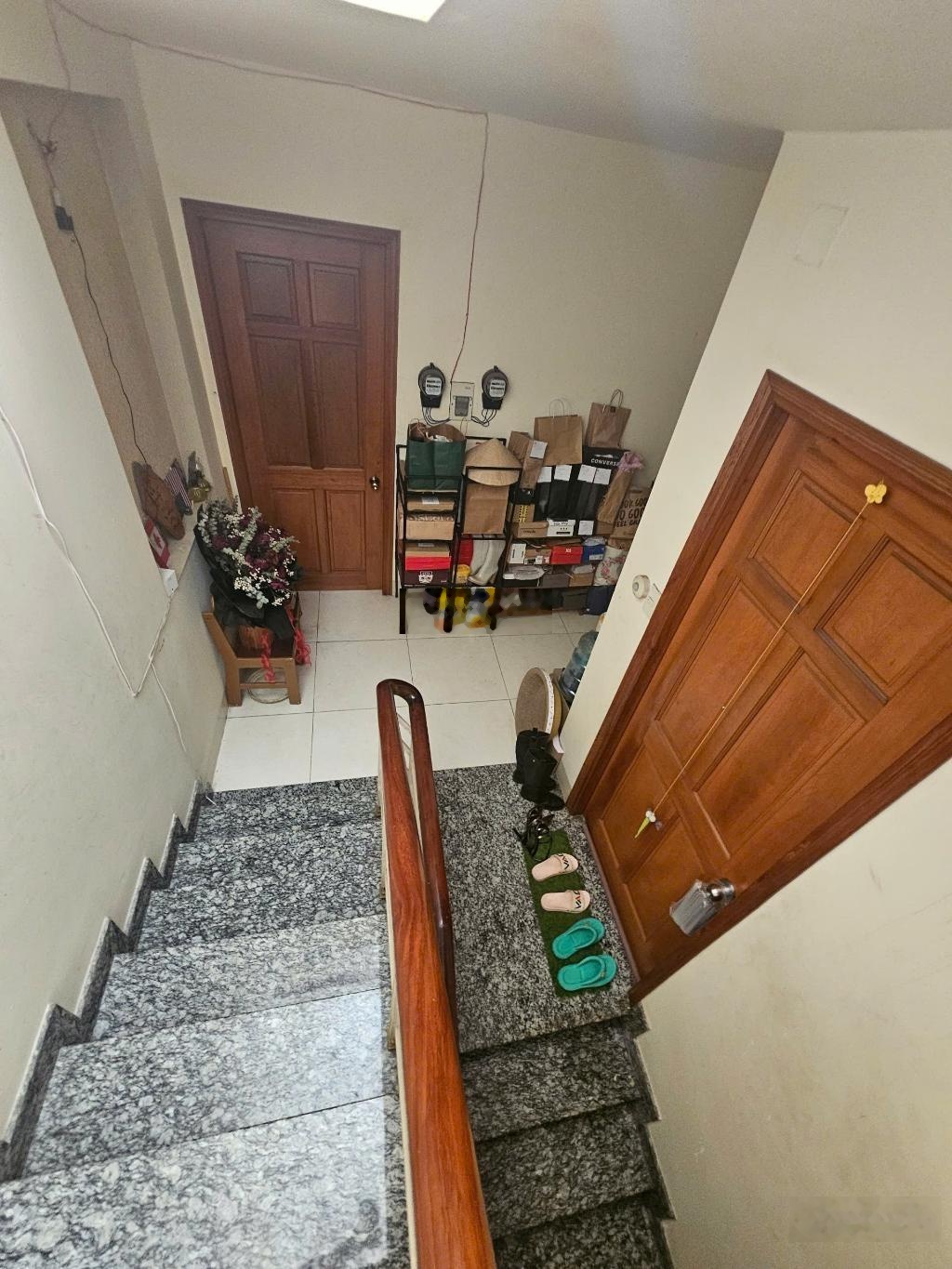 Hẻm xe hơi - nhà gần mặt tiền đường - DT 4x18m - sổ riêng - TT Bình Thạnh