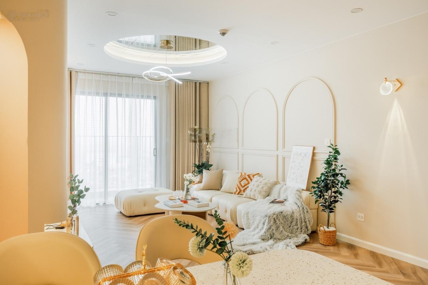 Bán gấp căn 2 ngủ giá chỉ hơn 5 tỷ Vinhomes D'Capitale 119 Trần Duy Hưng, cần bán gấp trong tháng