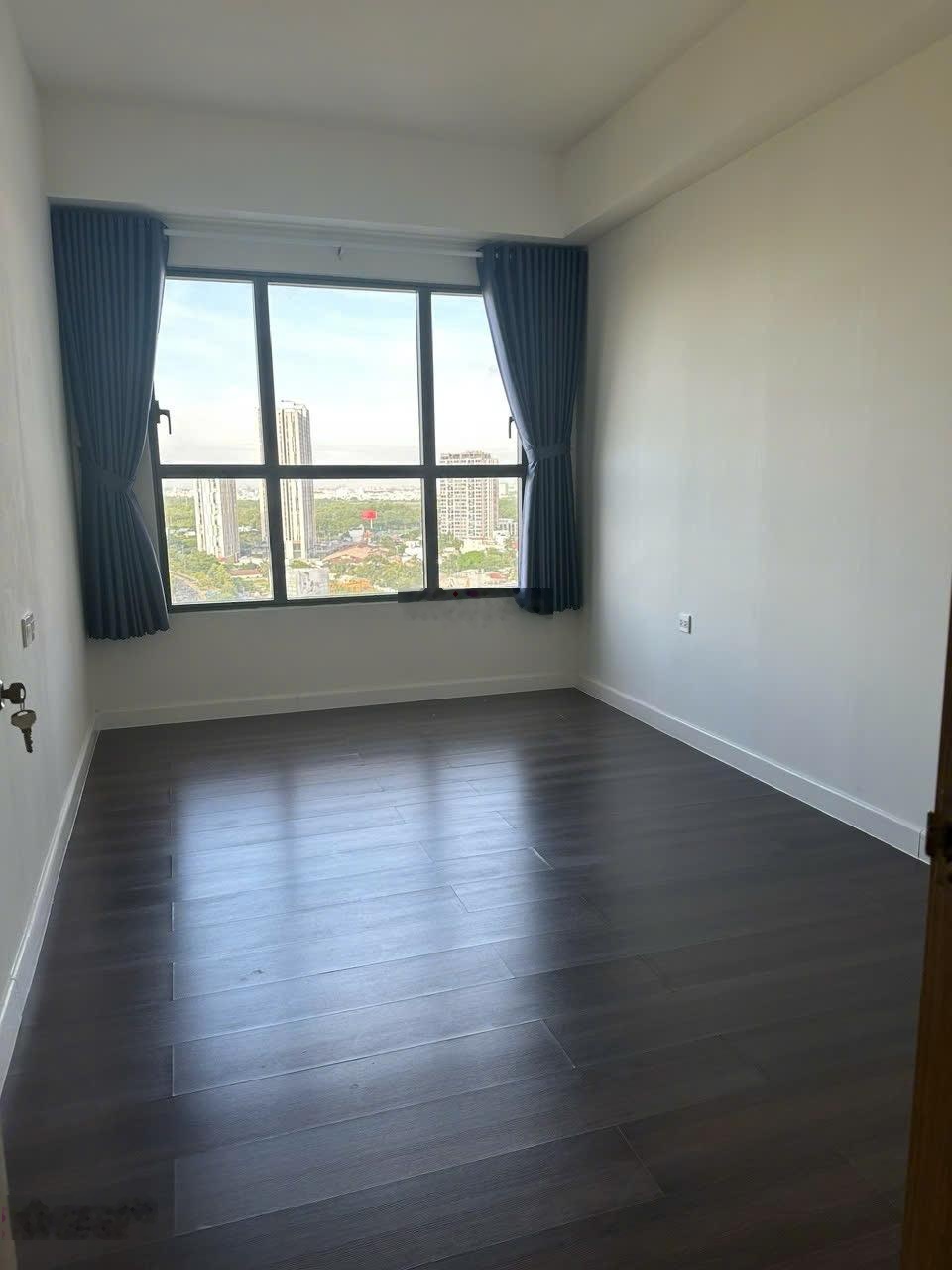 Chỉ từ 18tr cho thuê 3pn the sun avenue nhà trống dễ decore hoặc view sông giá 19tr