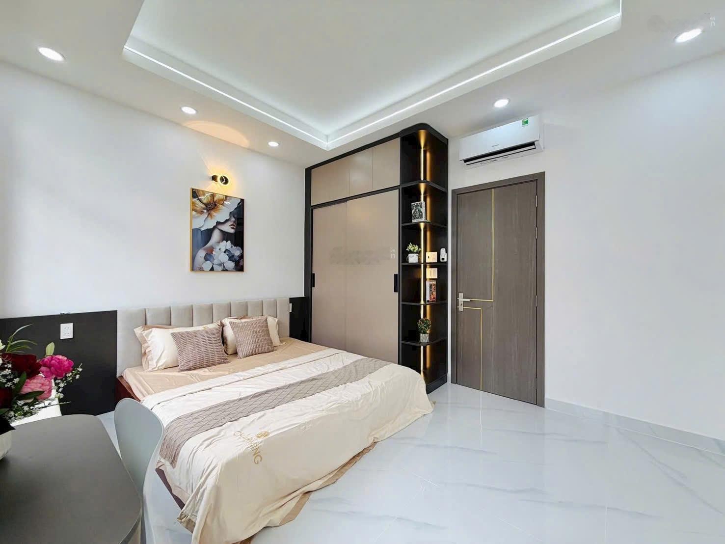 Ra hàng trong 15 ngày 4PN4WC 48m2 tại Nguyễn Trọng Tuyển - Phú Nhuận, đẹp, nhiều tiện ích