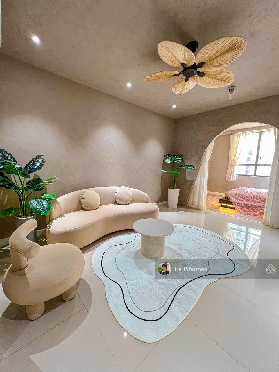 Bán gấp căn hộ ICON 56 , 49m2, 1PN, 1WC, bến vân đồn có sổ nhà đẹp như hình sẵn hợp đồng thuê