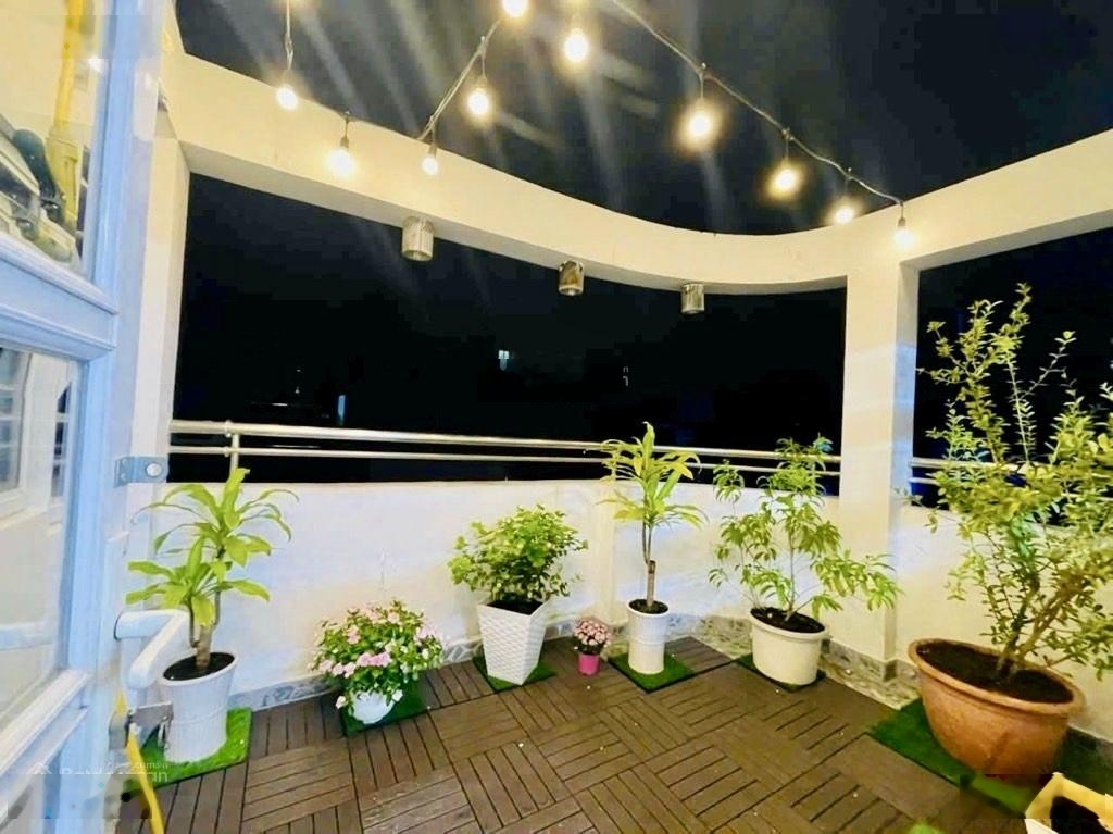 6.X tỷ sở hữu nhà HXH Hồ Thị Kỷ, 5 tầng BTCT, sẵn dòng tiền ổn định gần 20tr/tháng