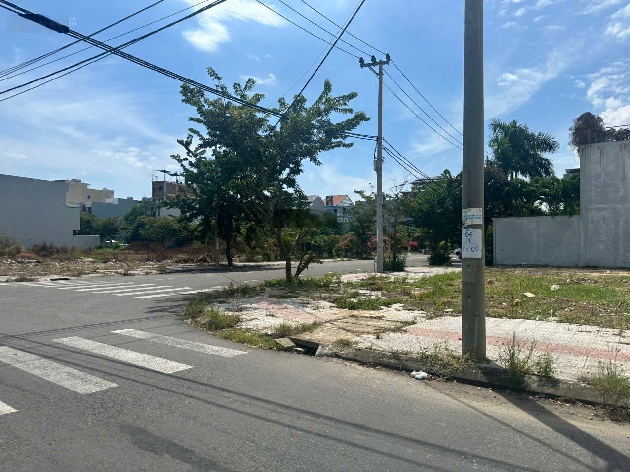 Bán lô đất biệt thự đường lê sỹ, sát sông tôn thất dương kỵ, vị trí siêu đẹp