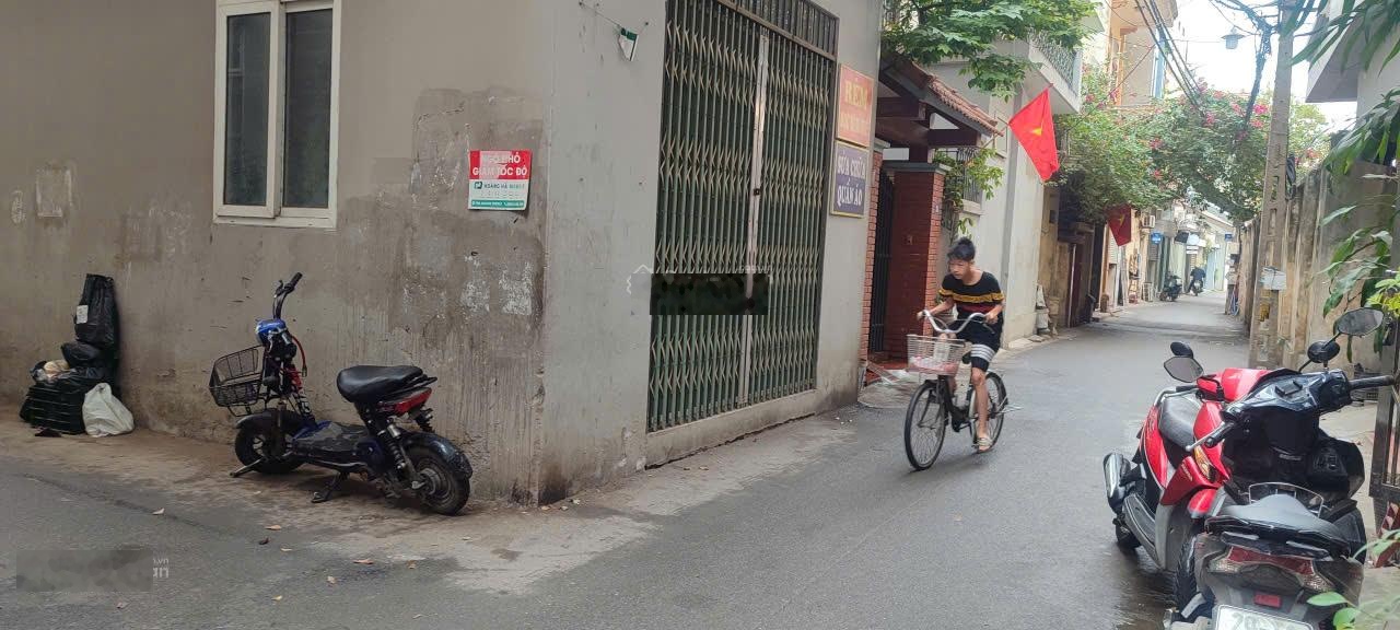 Ai quan tâm đất vạn phúc dt 45m2, mt 5m có săn nhà cấp 4 , inbox mình