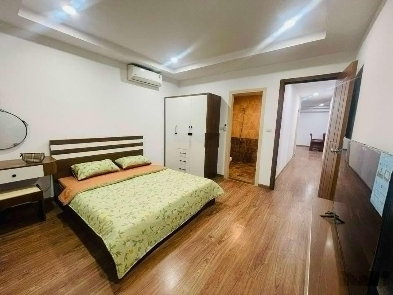 Cho thuê CC Ecolife Tây Hồ, 16 triệu, 103m2, 3PN, 2WC, đầy đủ tiện nghi, View hồ tây