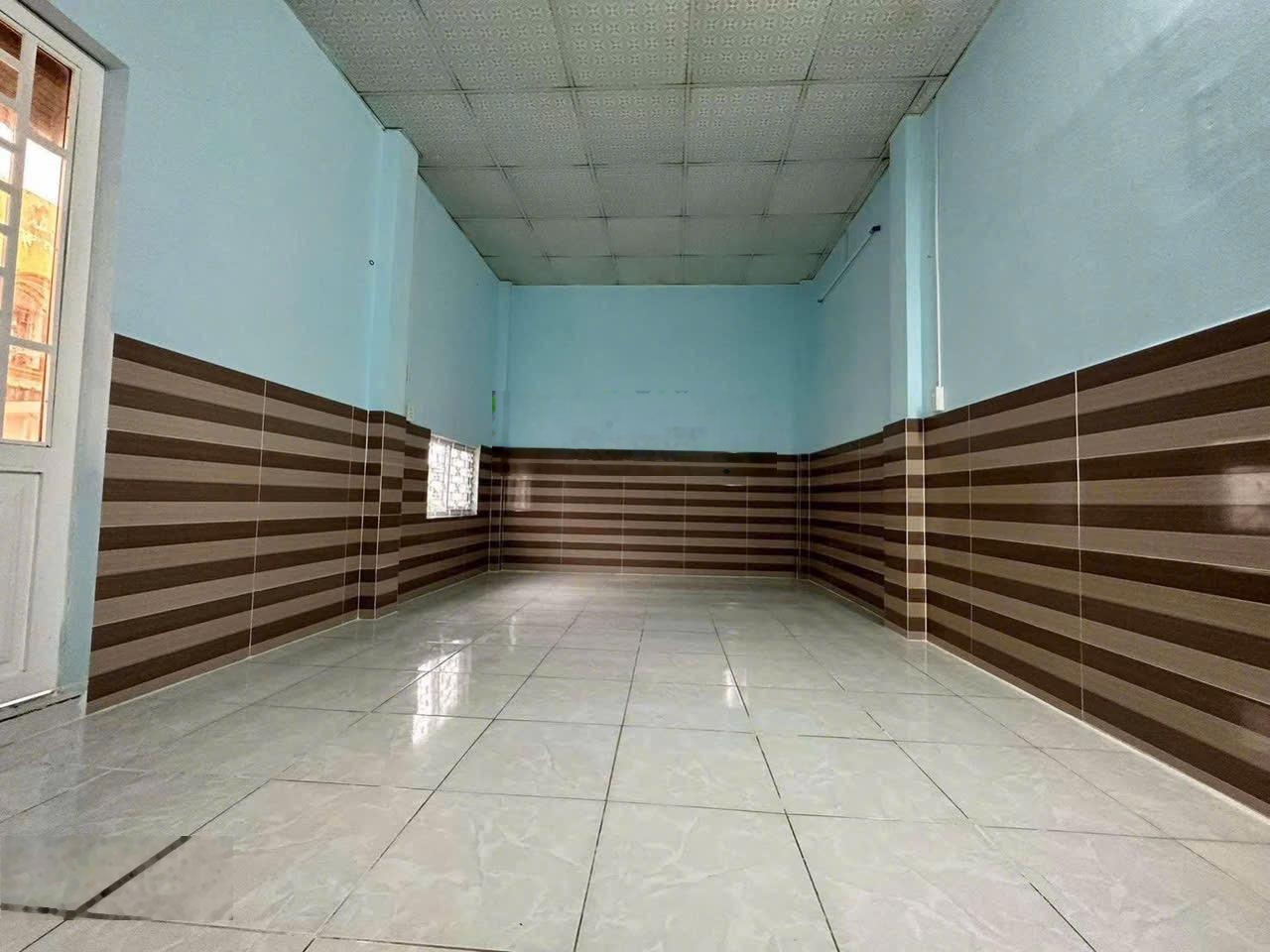 Nhà Nhỏ Hẻm Xe Hơi khu VIP tnpA Quận 9 - Thích Hợp Gia Đình Nhỏ