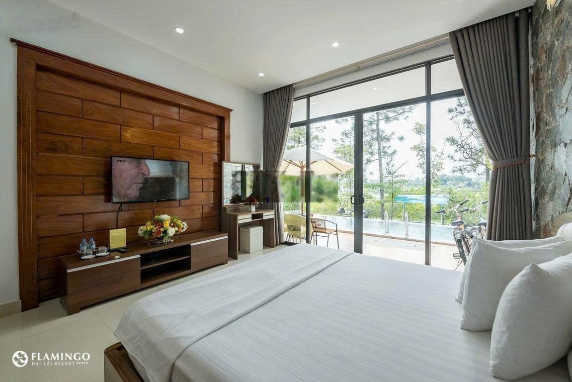 Bán gấp Villa Flamingo Đại Lải 230m-3PN, View đồi thông thoáng, vị trí cao mát-giá 7,x tỷ