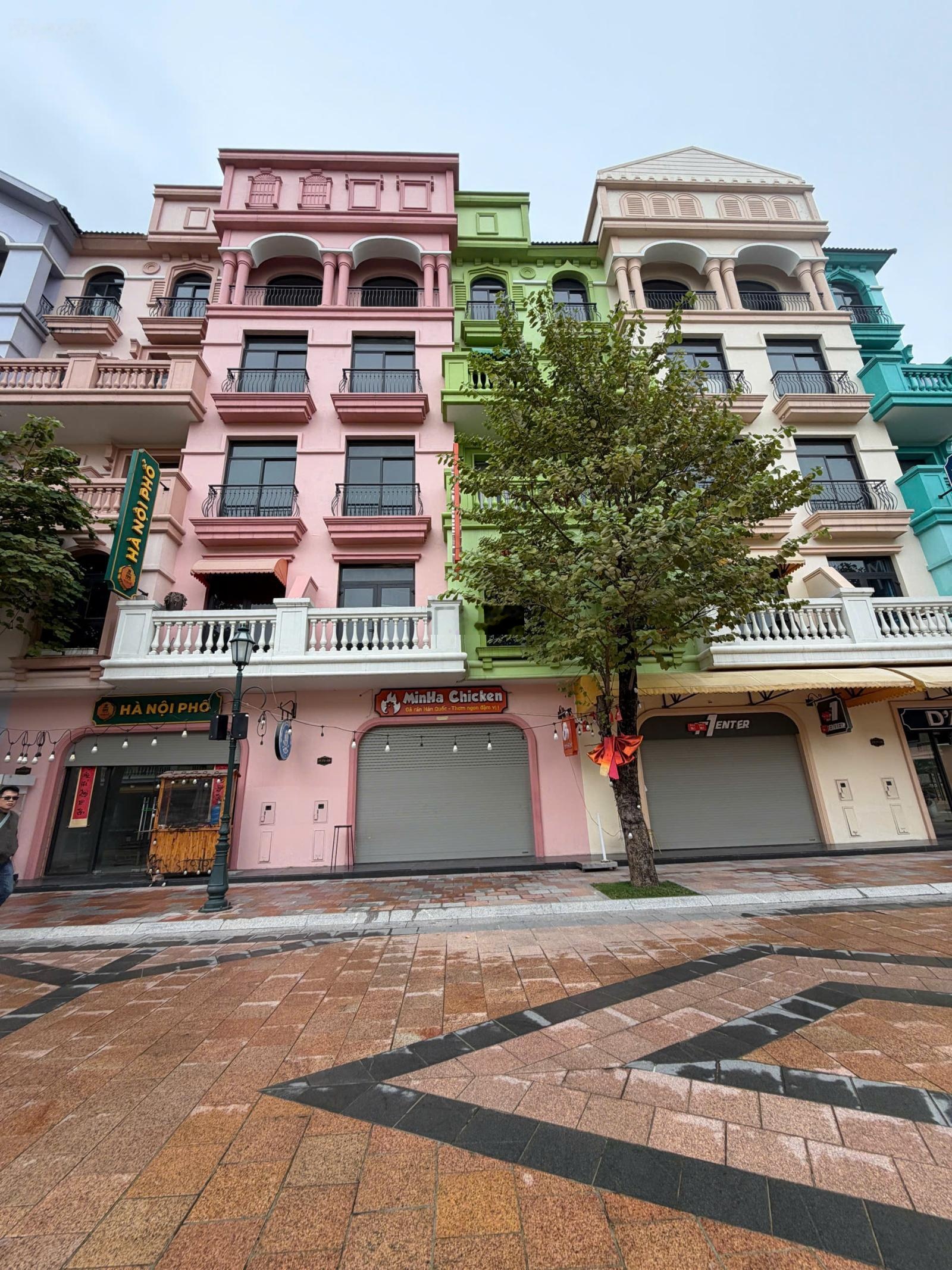 Shophouse mặt sông venice, vị trí kinh doanh hiếm, dòng tiền ổn định