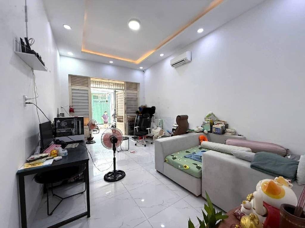 Siêu rẻ, nhà Quang Trung, 68m2 3PN, hẻm 3m, 4.9 tỷ TL 0964364745