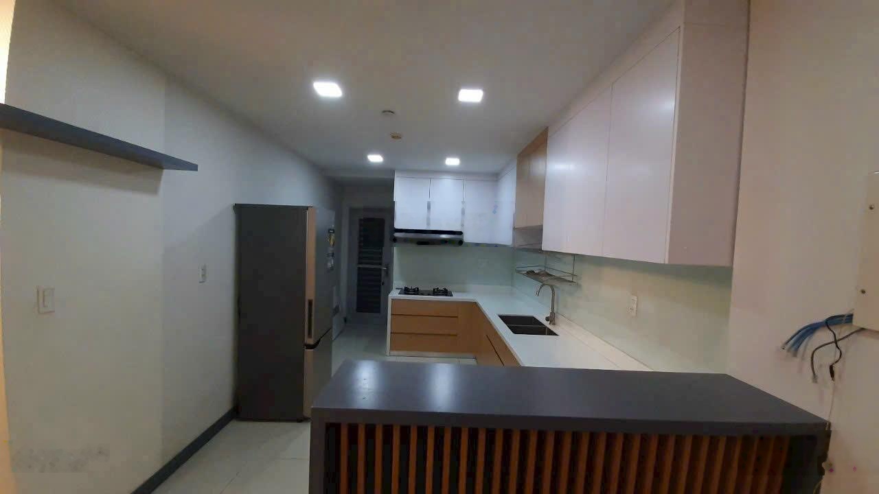 Gấp, giá tốt nhất khu bán nhanh trong tuần, Scenic Valley 110m2, giá chỉ 10.2tỷ 0373326285