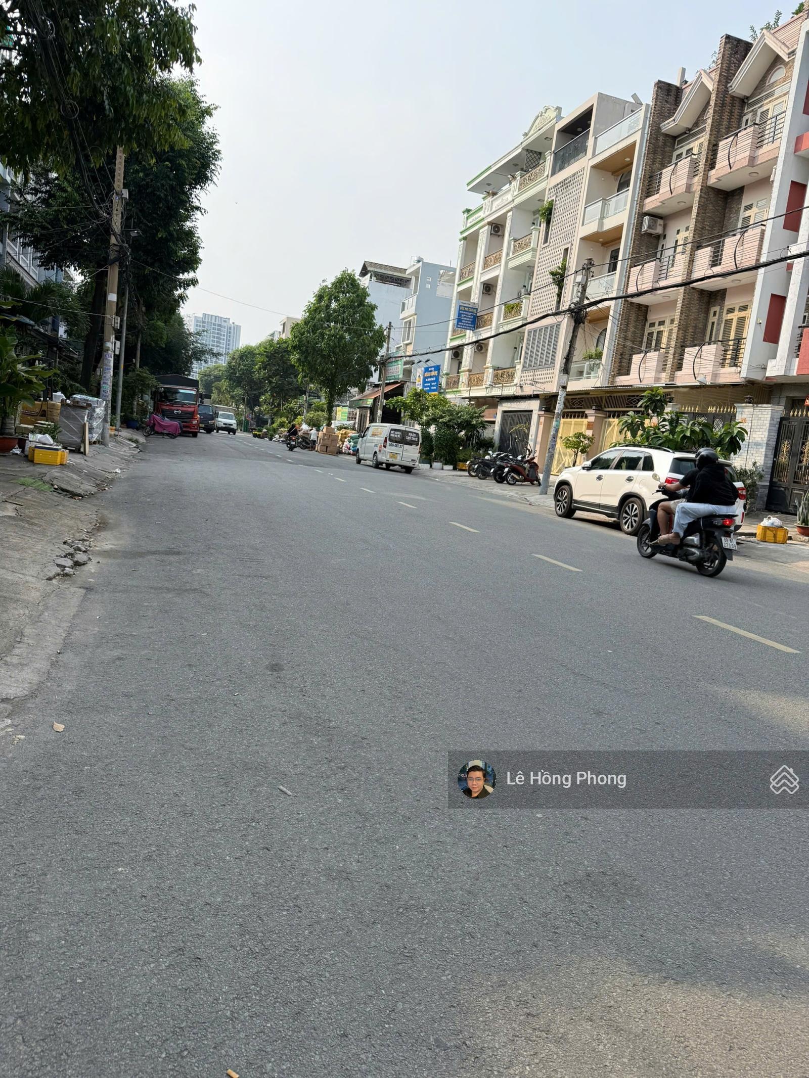 Bán nhà nát Mặt tiền Đường Số 44, DT: 4x20 công nhận 80m2 tiện xây mới, Giá tốt: 11 tỷ