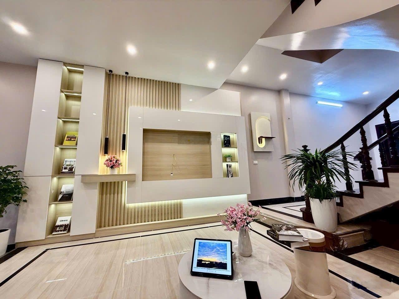 Bán nhà đẹp phố minh khai quận hai bà trưng