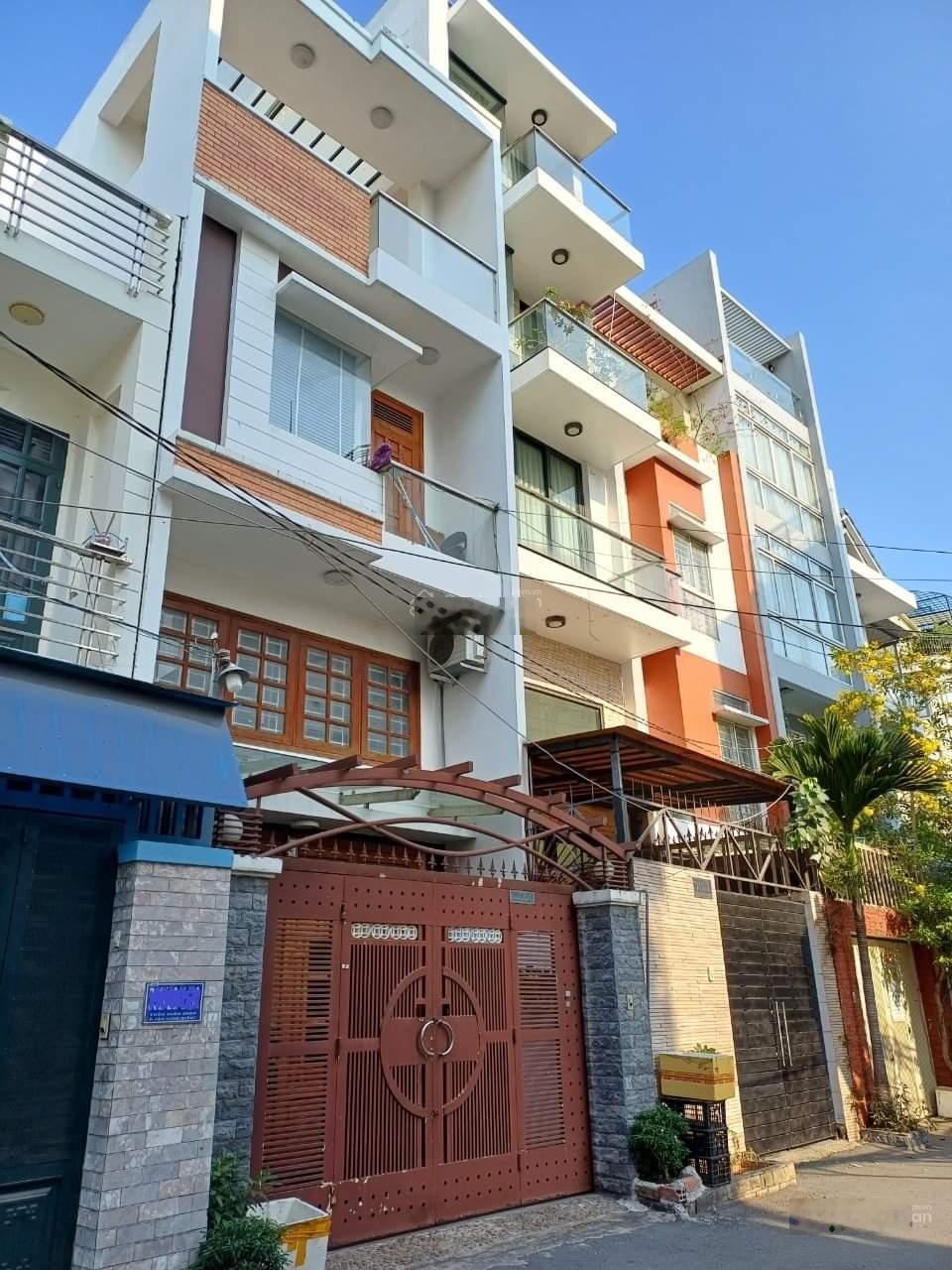 Nhà ngộp Bến Vân Đồn - Quận 4 diện tích 72,5m2 gần Tiểu học Đặng Trần Côn, cho thuê 24tr/th