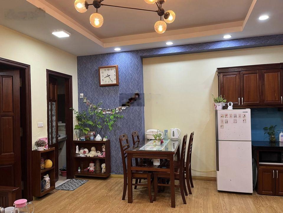 Chỉ 3.65 tỷ cần bán gấp căn hộ 60m2 tòa CT8 chung cư Đại Thanh, sổ đỏ chính chủ