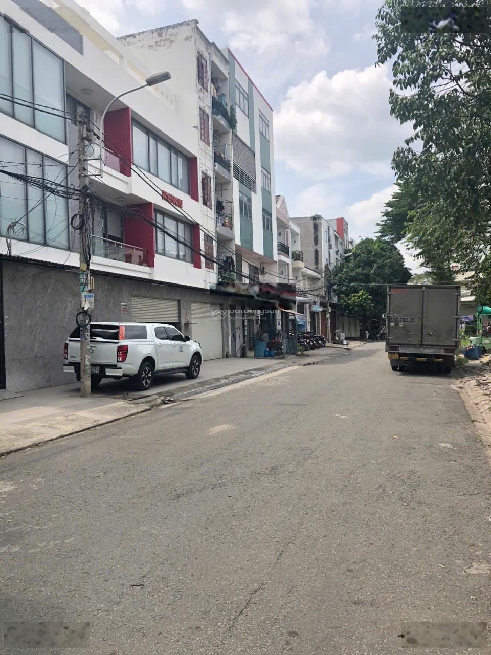 Siêu phẩm 4 tầng mới đẹp thang máy ngay hương lộ 2 bình tân đường 8m nhik 7 tỷ