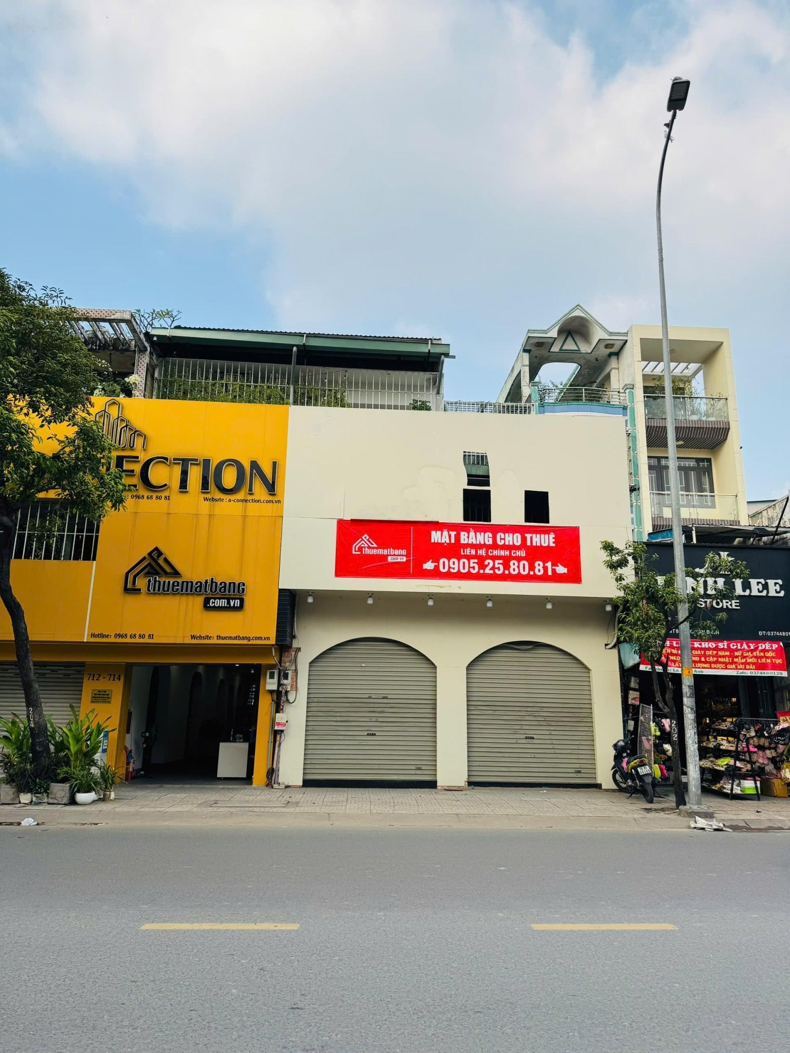 Bán nhà cấp 4 góc 2MT Cách Mạng Tháng Tám , Quận 10 DT: 7,9x25m giá 43.5 tỷ.CTXD : hầm+ 8 tầng