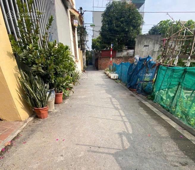 Bán lô đất 63m2 Trâu Quỳ vị trí cực đẹp, oto vào tận đất, giá 117tr/m2