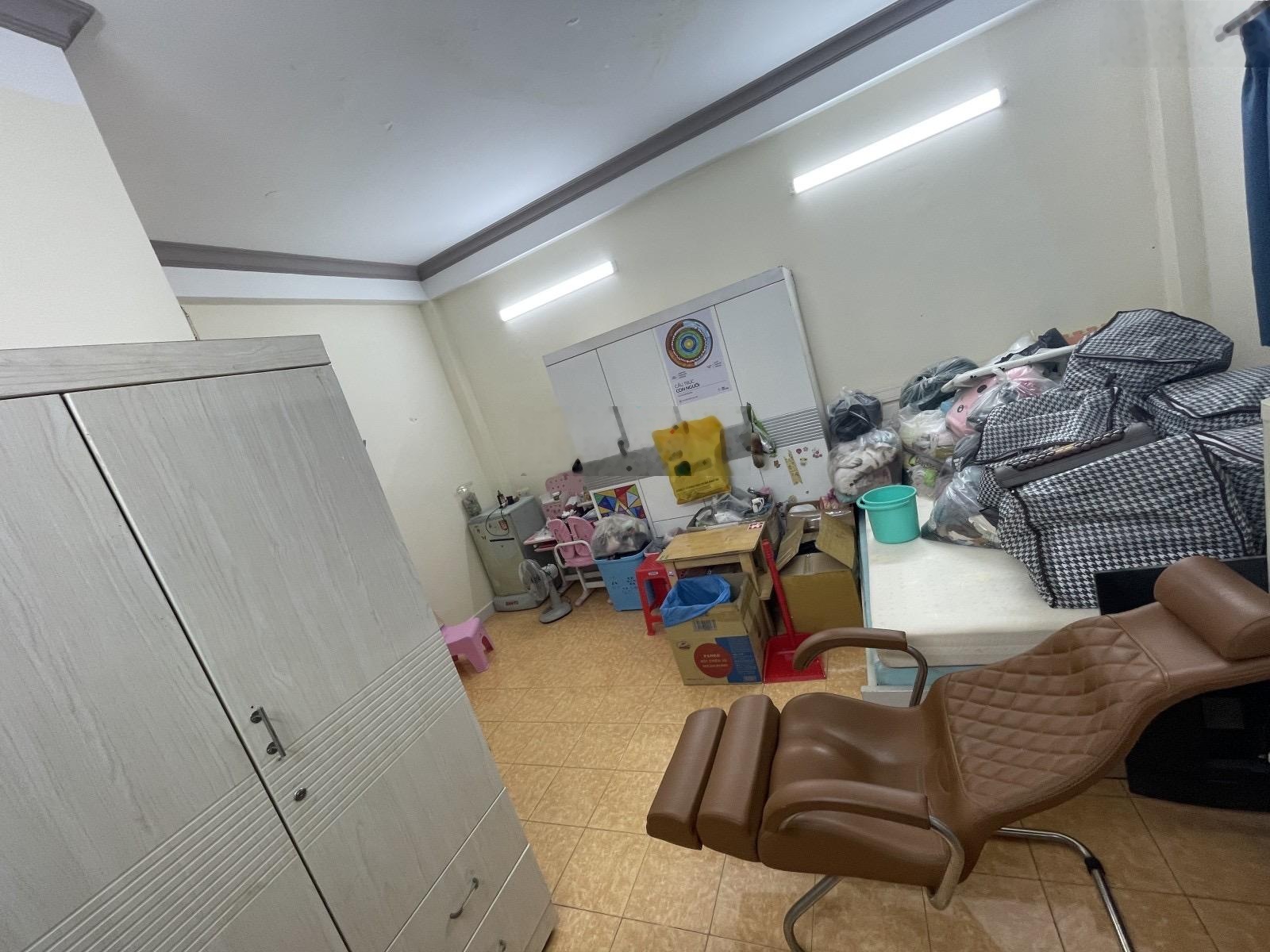 Siêu phẩm quận 5_ô tô đỗ cửa - 2 mặt tiền cực thoáng - ngang 4.8m x 12,3m chủ gấp bán chỉ 8,9tỷ