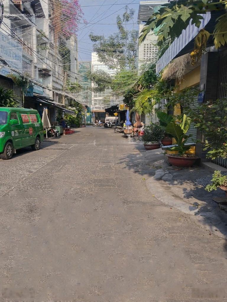 Nhà sát đường LÝ THƯỜNG KIỆT hẻm ôtô khu phân lô thông các tuyến đường lớn , gần chợ Tân Bình .