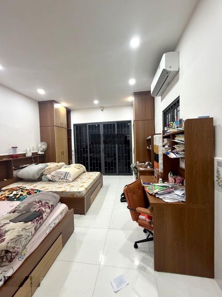 Căn góc 2 mặt hẻm hoà bình - trung tâm quận 11 - liền kề đầm sen - ngang đẹp 4,2 m - nhỉnh 5 tỉ