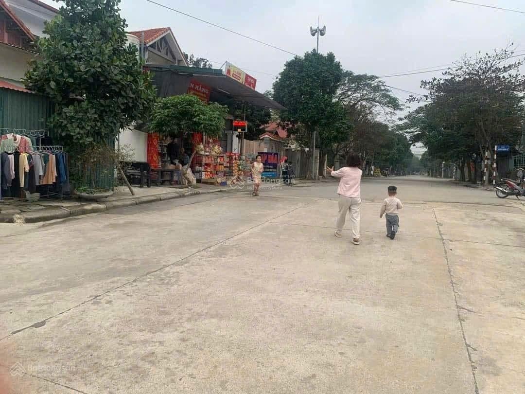 E bán lô đất đẹp đường quy hoạch 16,5 mét- Chỉ duy nhất 1 ô phố Mạc Đĩnh Chi . Diện tích: 110 mét