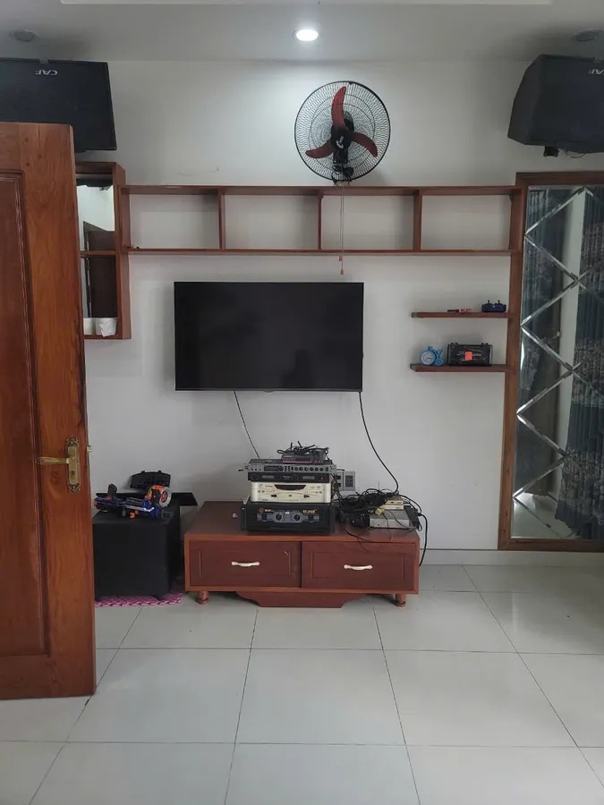 Mạt tiền đường Bình Giã,P.13,Tân Bình ngay cạnh chợ Hoàng Hoa Thám -77m2 4 tấm giá chào 15 tỷ