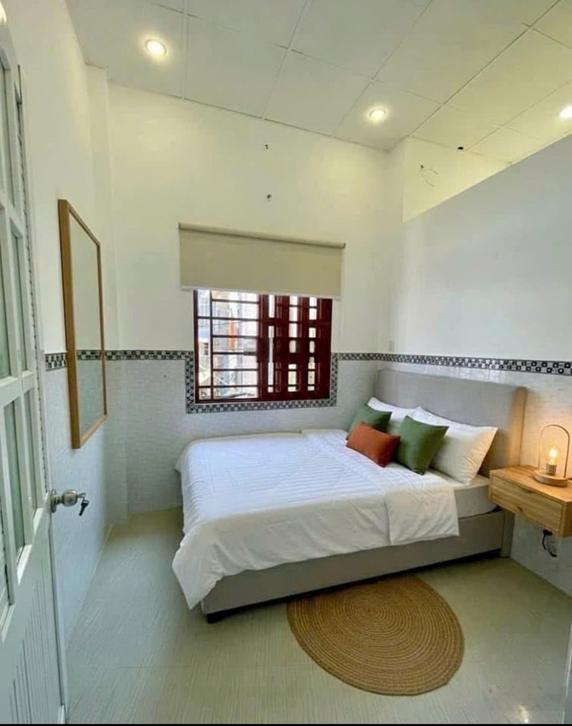 Sát himlam q7- hẻm 4m- 30m2- 2 tầng đúc- ko lộ giới- chỉ 3 tỷ nhỉnh