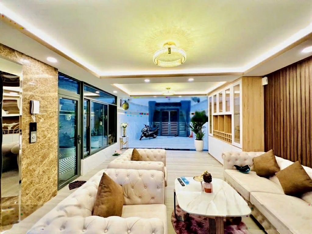 Trung tâm gò vấp - hxh quay đầu - 30m ra mặt tiền quang trung - 5 tầng - thang máy.