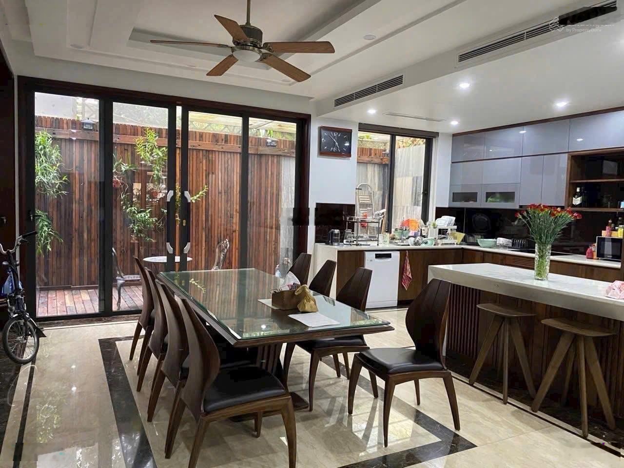 Hiếm- 400tr/m biệt thự ciputra - đẳng cấp vị thế được tôn vinh - 180m - 3 tầng - mt 9m 0852349636