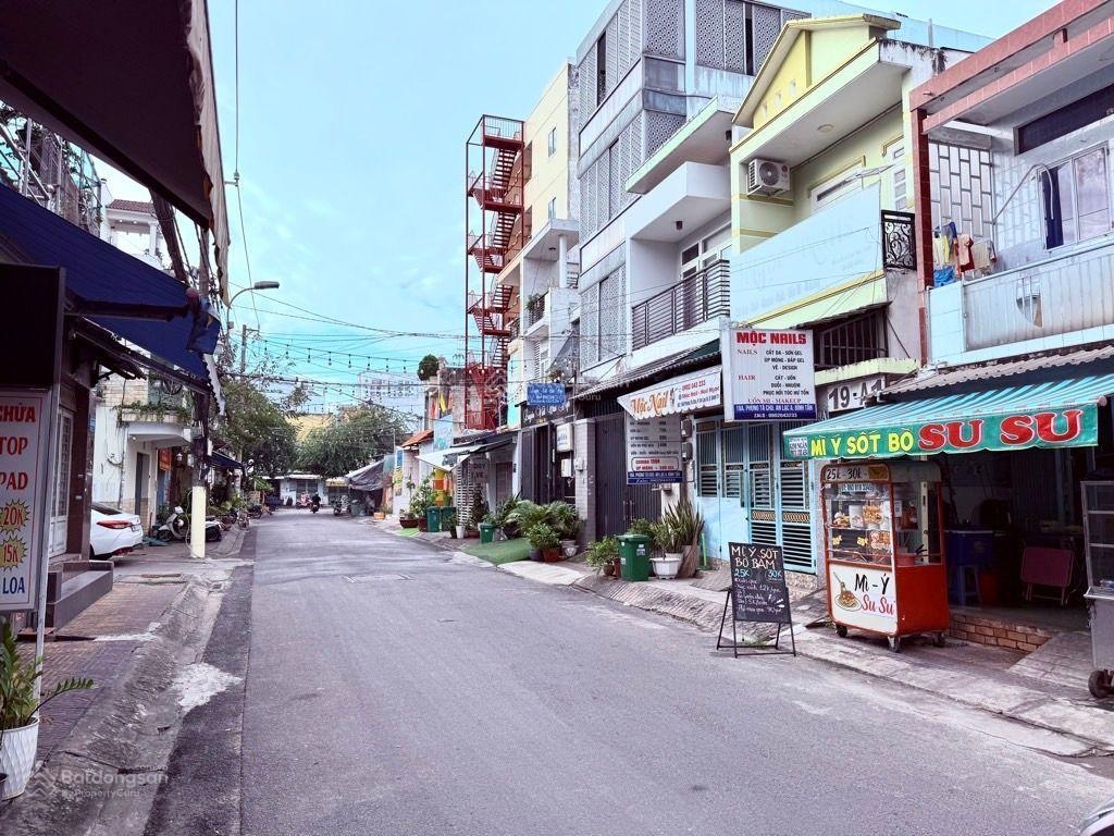 Bán nhà mặt tiền đường kinh doanh phùng tá chu,bình tân,2 tầng,45m2,gần trường học,chợ,shr