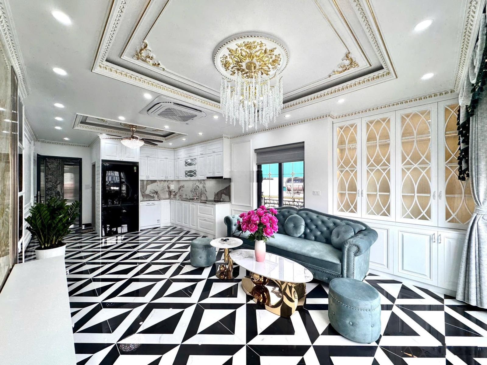 Bán siêu phẩm căn góc mặt phố yên lạc - 7 tầng thang máy - kinh doanh - giá chỉ 28 tỷ có tl. sđcc