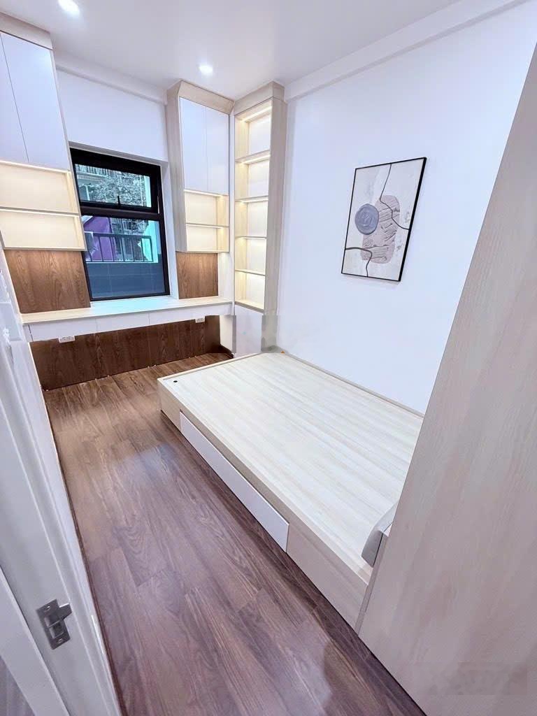 - Bán căn hộ chung cư Trịnh Đình Cửu, Định Công, Hoàng Mai, siêu đẹp, 71.5m2, 6.5 tỷ