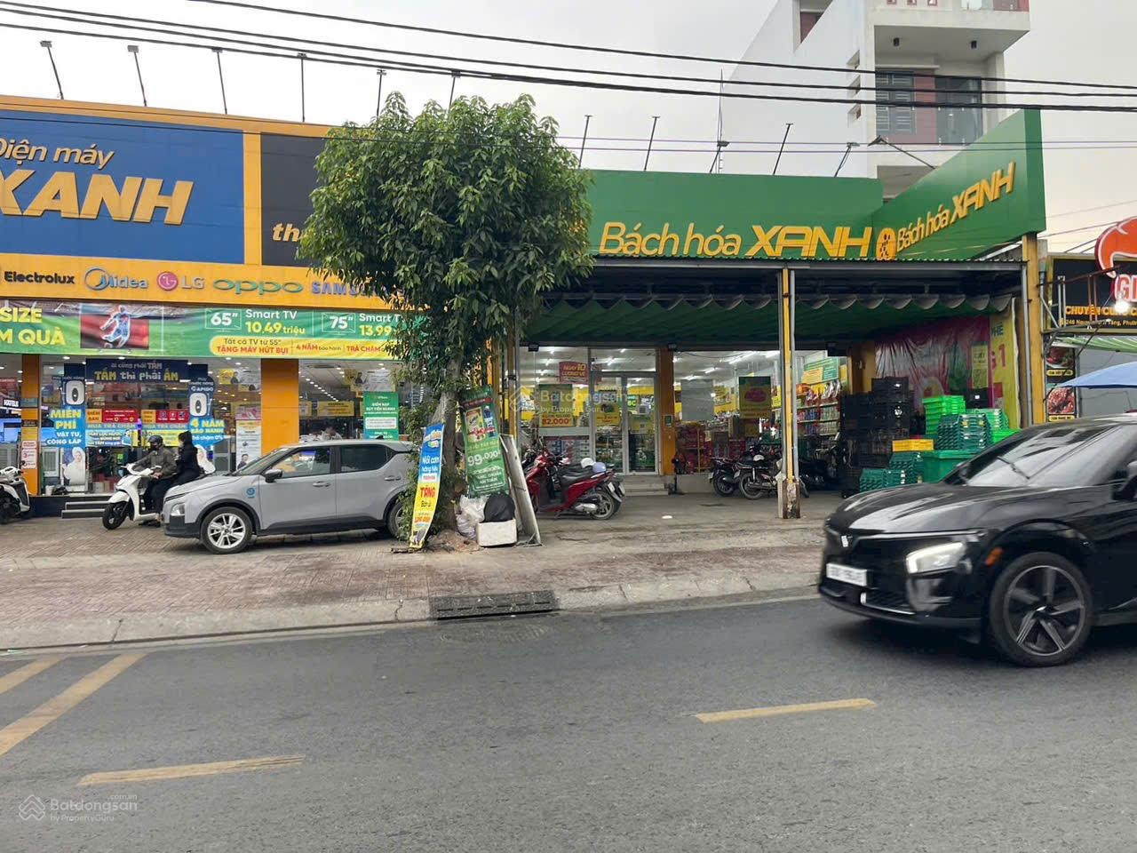 B.á.n dãy trọ cách mt nguyễn văn tăng 100m - 5*19 - 92m2 - full thổ cư - nhỉnh 5 tỷ - đường oto