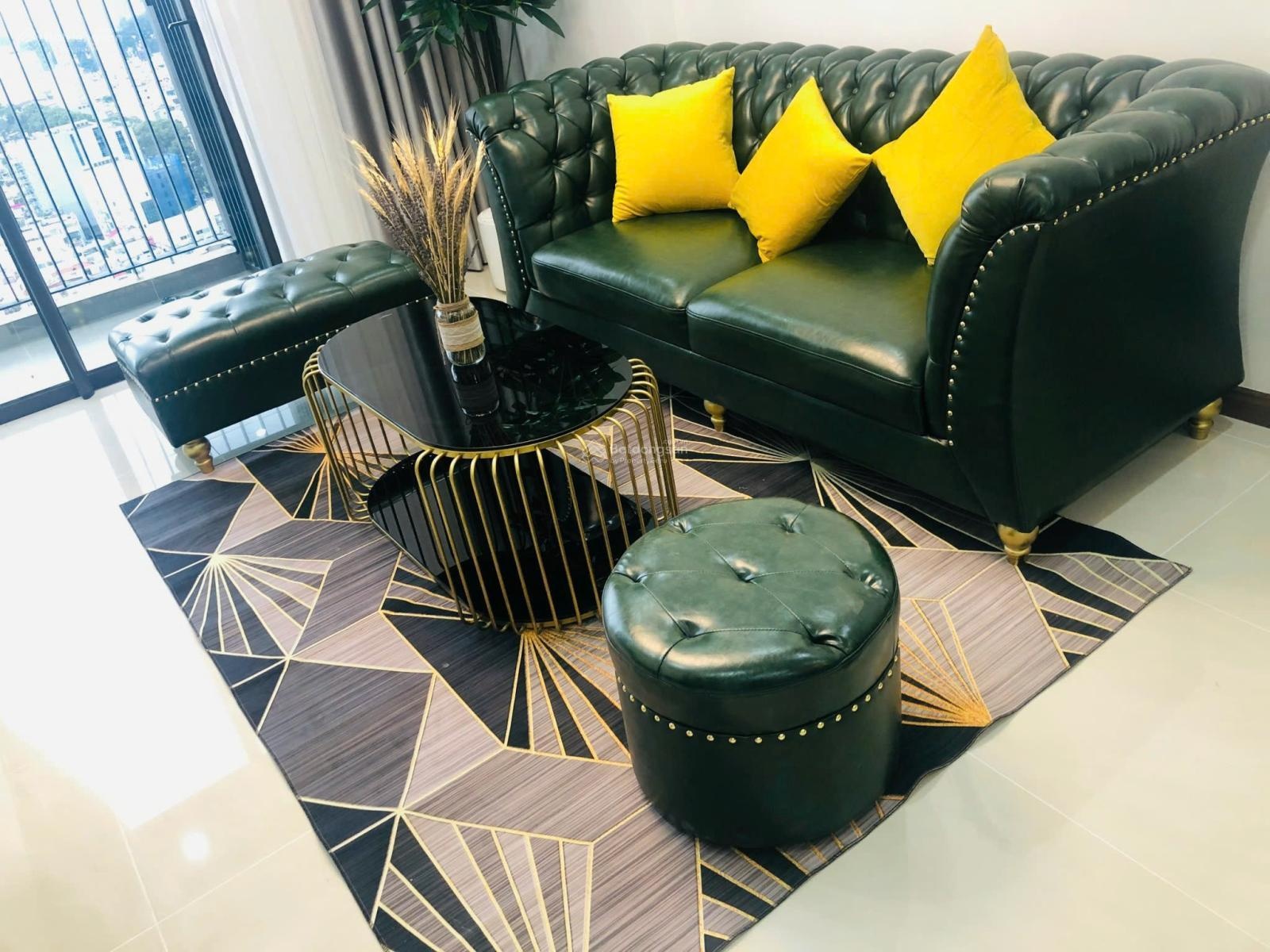 Cho thuê gấp CHCC Sky Center, sân bay DT 74m2, 2PN, 2WC giá 14tr (nhà đẹp). LH 0899874805 Mão