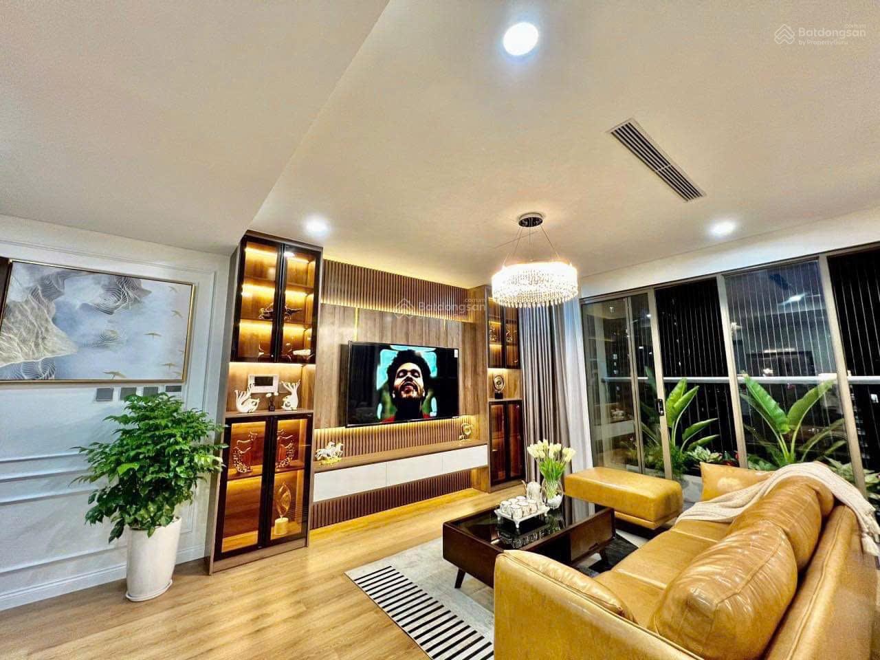 Bán căn 140m2 dual key ban công Đông Nam, Terra An Hưng