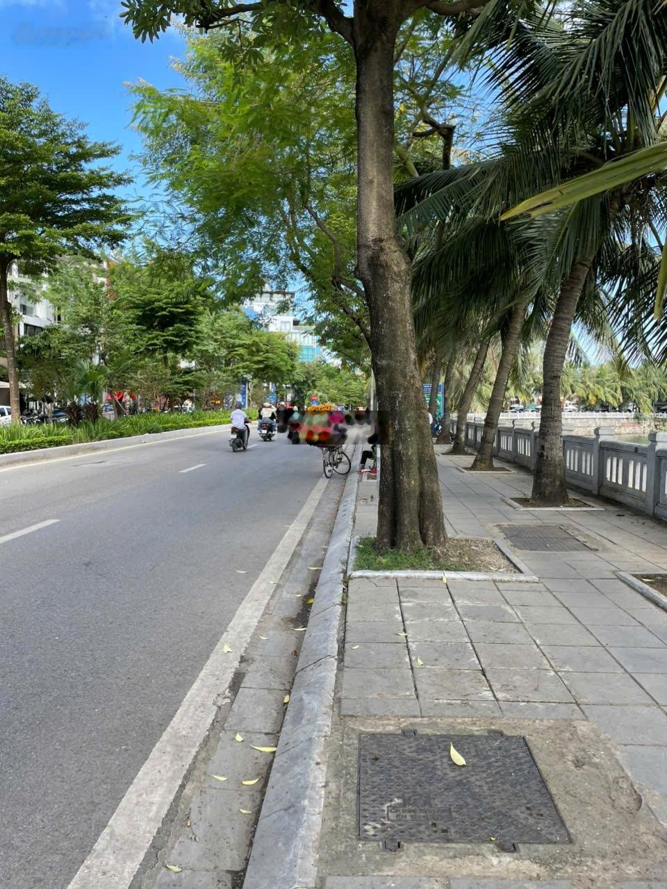 Chính chủ bán đất Tây Hồ, ô tô chạm cửa, lô góc 112,8m2, mặt tiền rộng gần 5m, 25 tỷ.