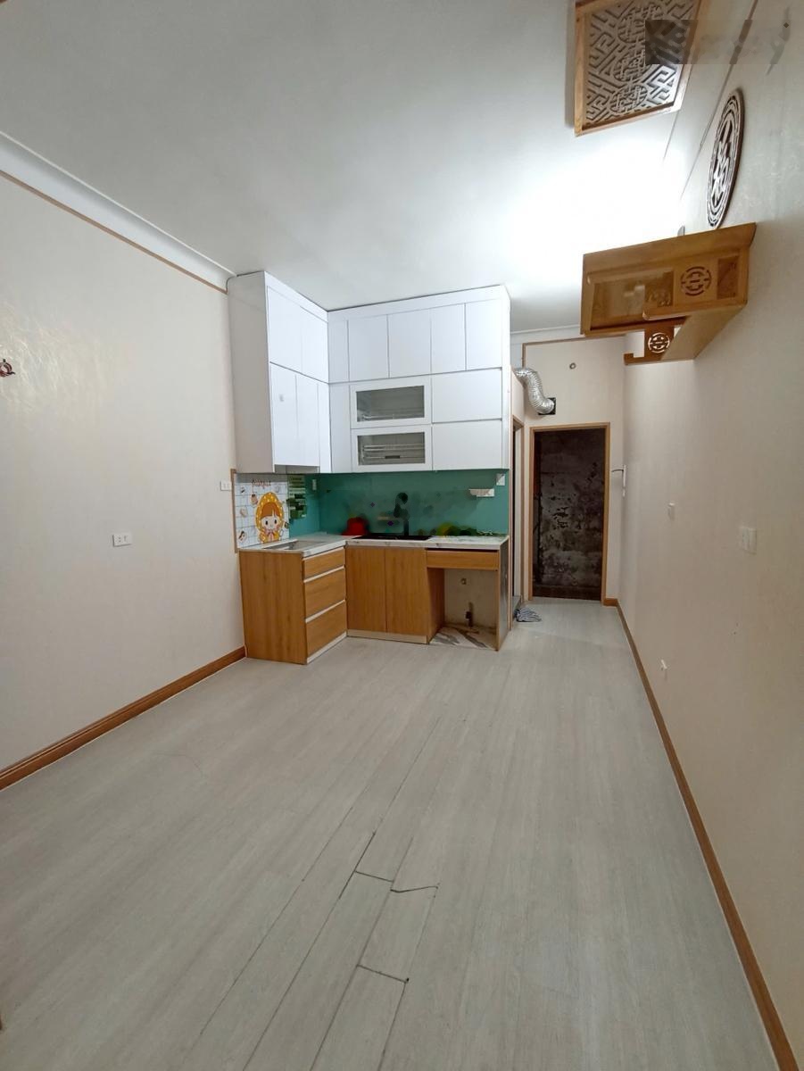 Tập thể tầng 1 Lò Đúc giá tốt bậc nhất phân khúc