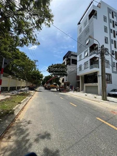 Siêu hiếm - bán đất tặng nhà cấp 4 mặt tiền mỹ khê 8 - ngang 6m