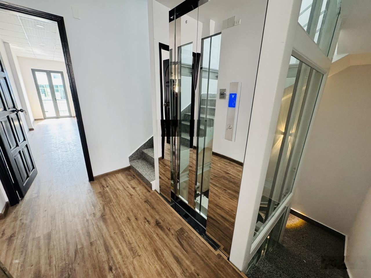 Bán căn nhà mới thiết kế căn hộ cho thuê có dòng tiền, nhà phố trung tâm ngay khu phố Hàn