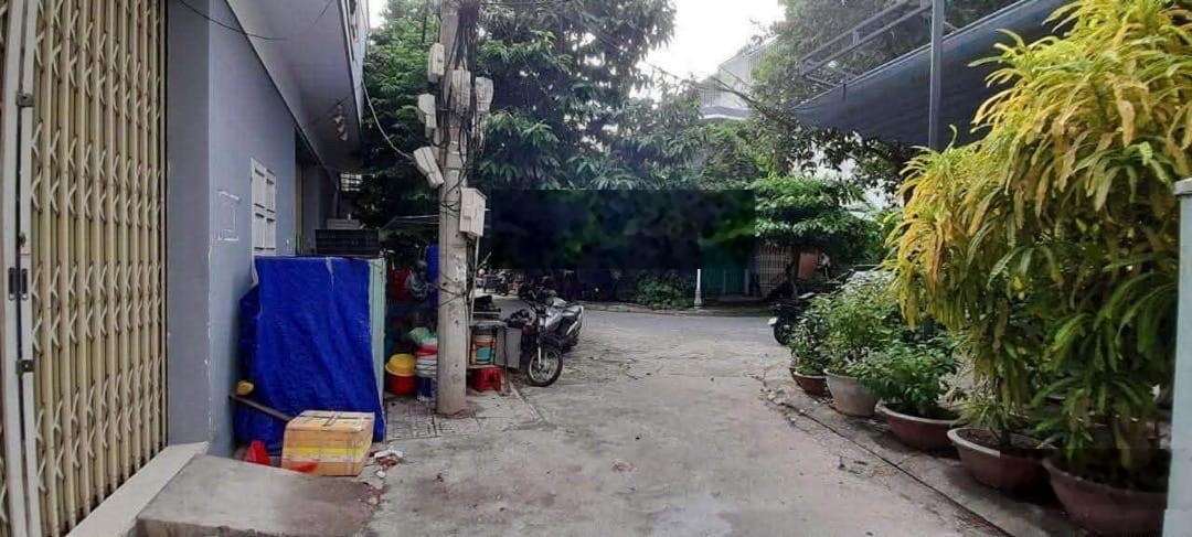 BÁN NHÀ 2 TẦNG MẶT TIỀN HUY CẬN HÒA CƯỜNG, ĐÀ NẴNG Vị trí mặt tiền đường Huy Cận, kẹp 2