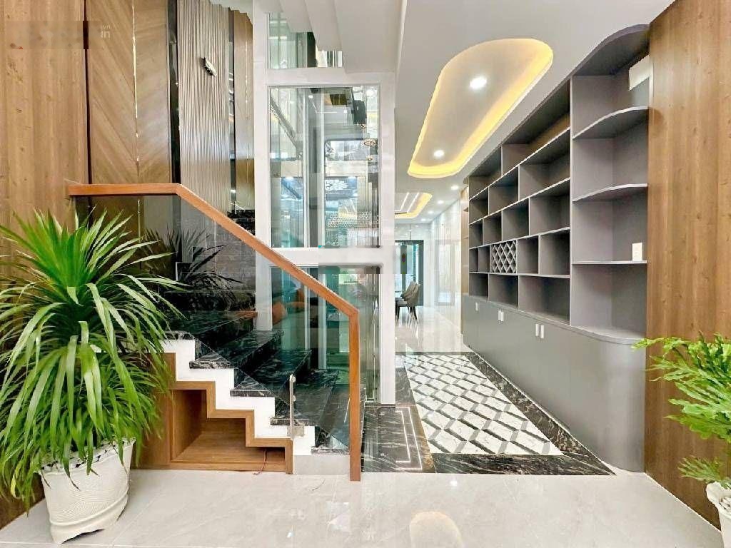 Kdc đồng bộ ngay tl10 giáp tân phú quận 6 nhà 5 tầng full nội thất có thang máy chỉ 83