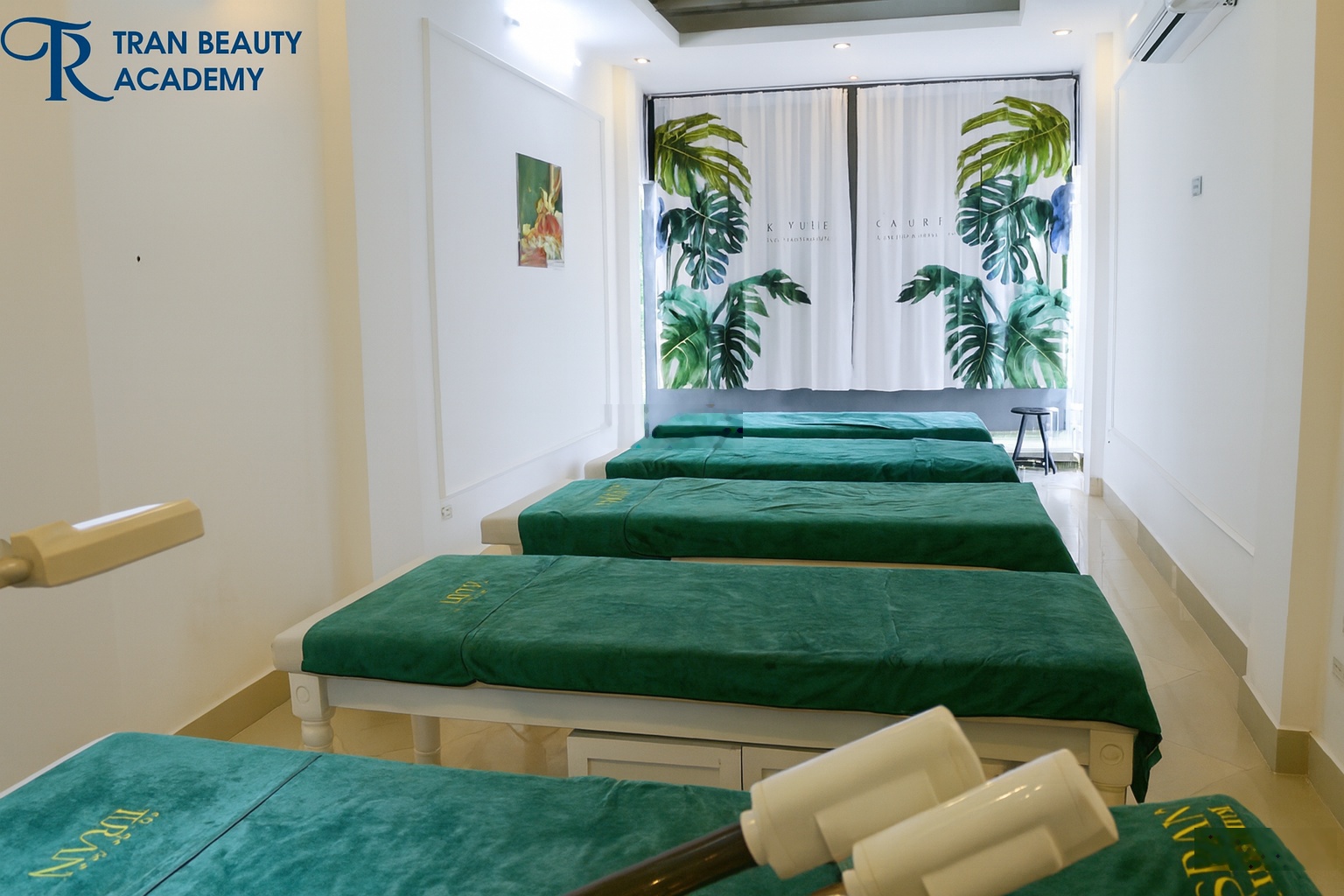 5 tầng thang máy! Phố Giảng Võ, mặt phố kinh doanh, thoáng trước sau, mặt tiền khủng, 115m2 x 5T