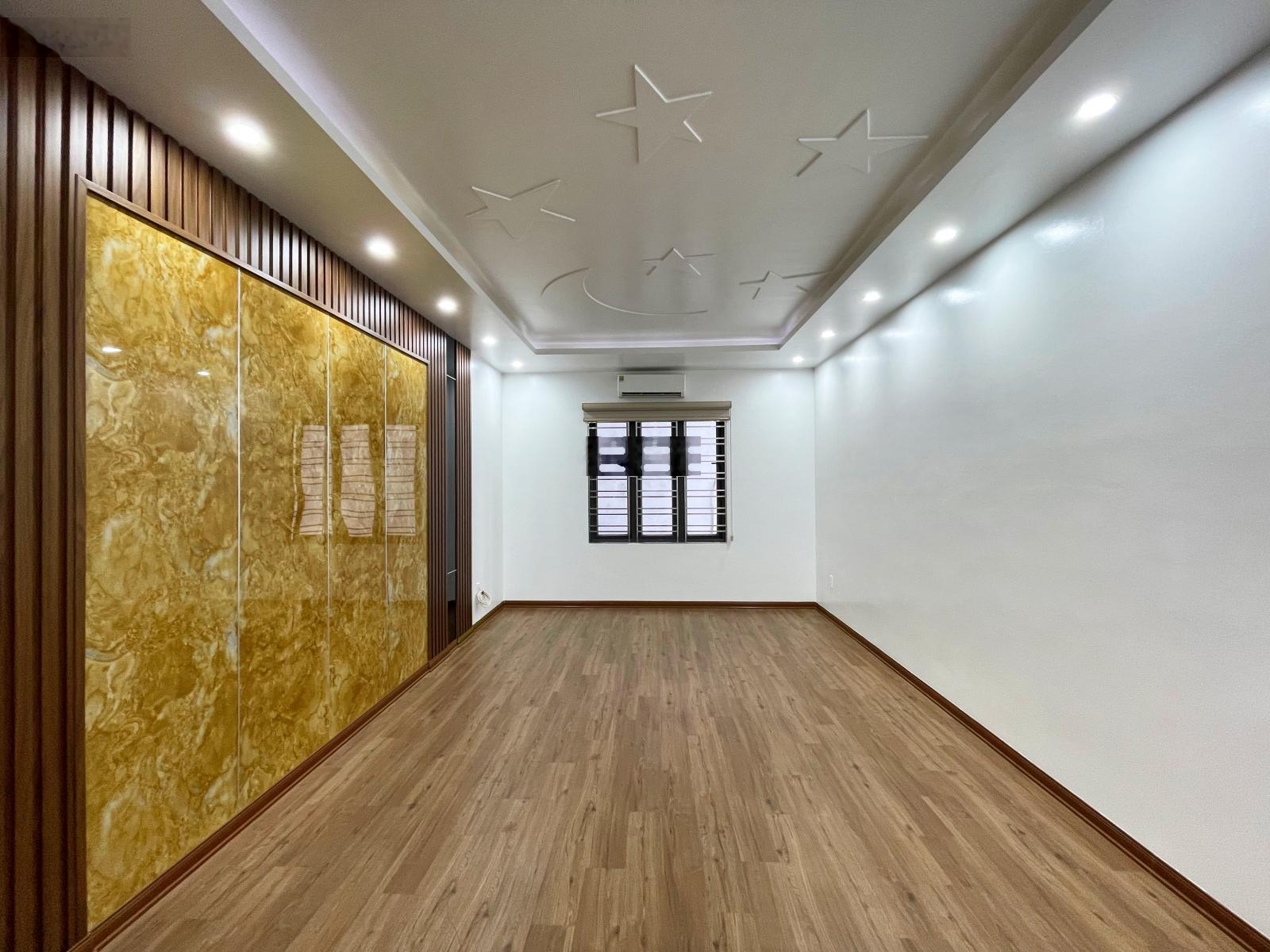 Nhà 4 tầng dân xây phân lô Lê Hồng Phong - 60m2 - Tây Nam