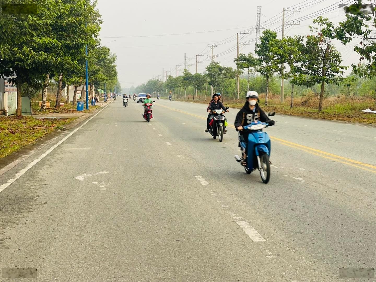 Sang gấp lô đất mặt tiền đường nhựa NA4 - KCN Mỹ Phước 4. Diện tích 150m2 Sổ sẵn, Full thổ cư