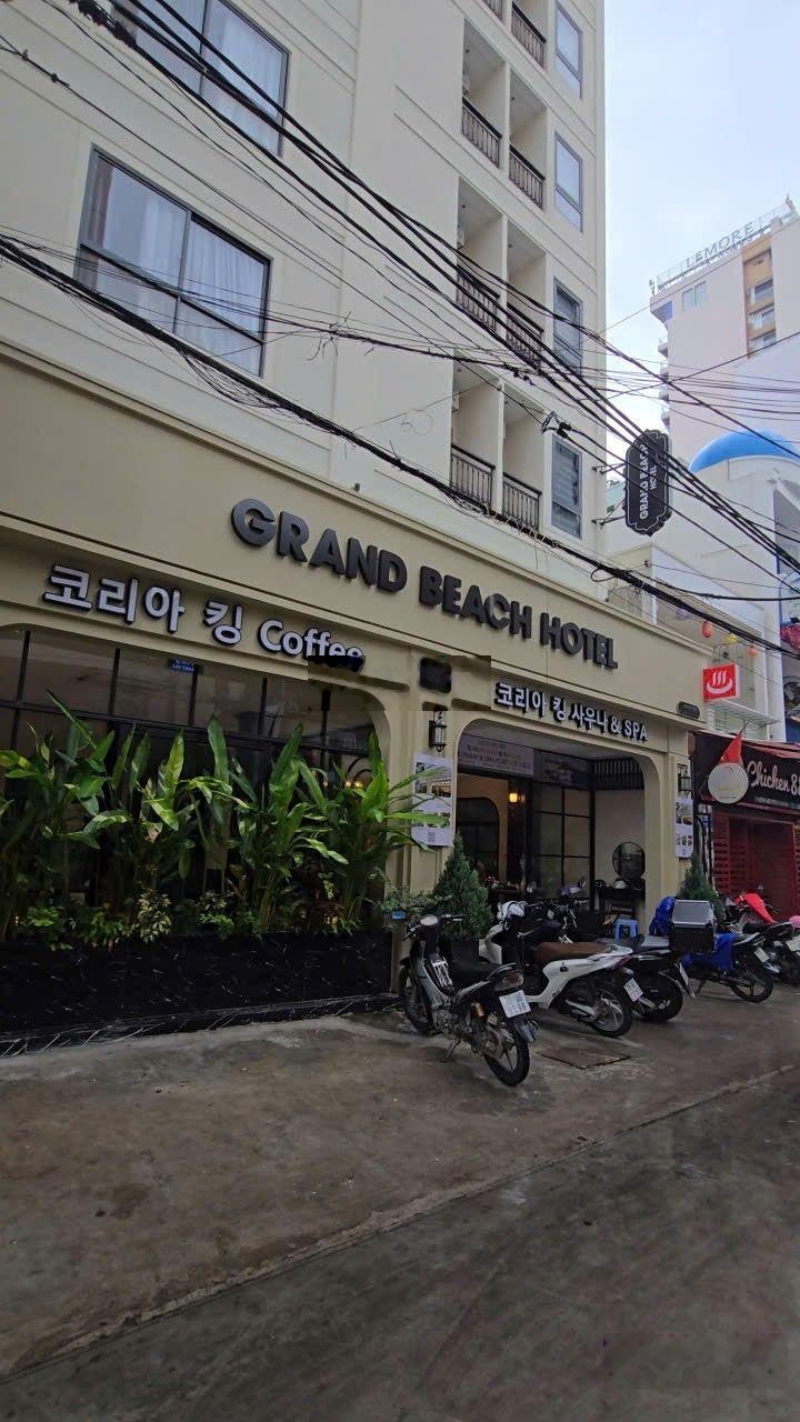 Sốc. Căn khách sạn chuẩn pháp lý, dòng tiền 120tr/th cách biển chỉ 300m