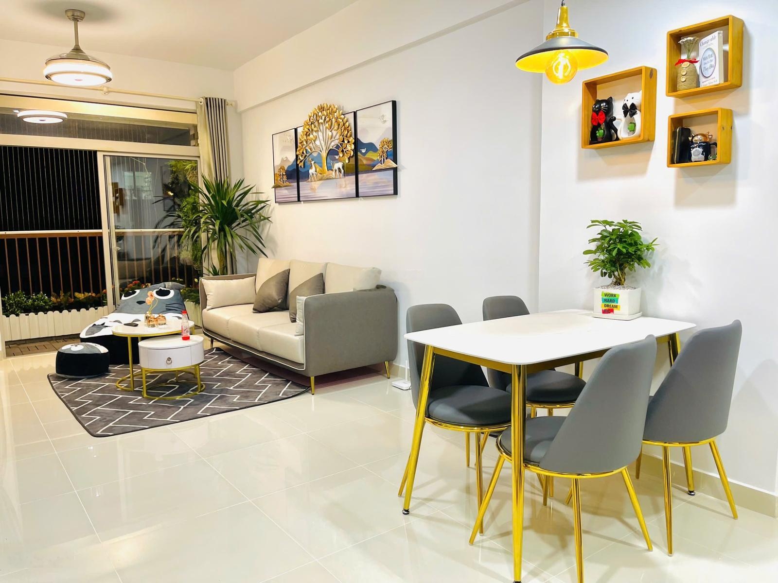 Cần bán căn hộ PARCSpring 2PN can goc giá 4.450 tỷ LH: 0909167641 Nhung