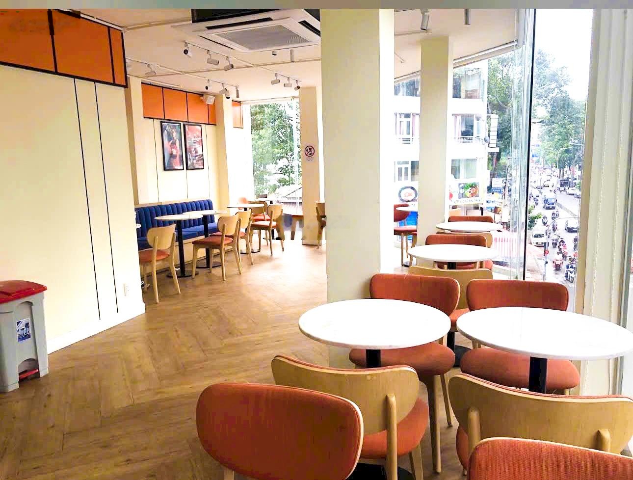 Cho thuê nhà góc 2 mặt tiền an dương vương quận 5 - đối diện chagee