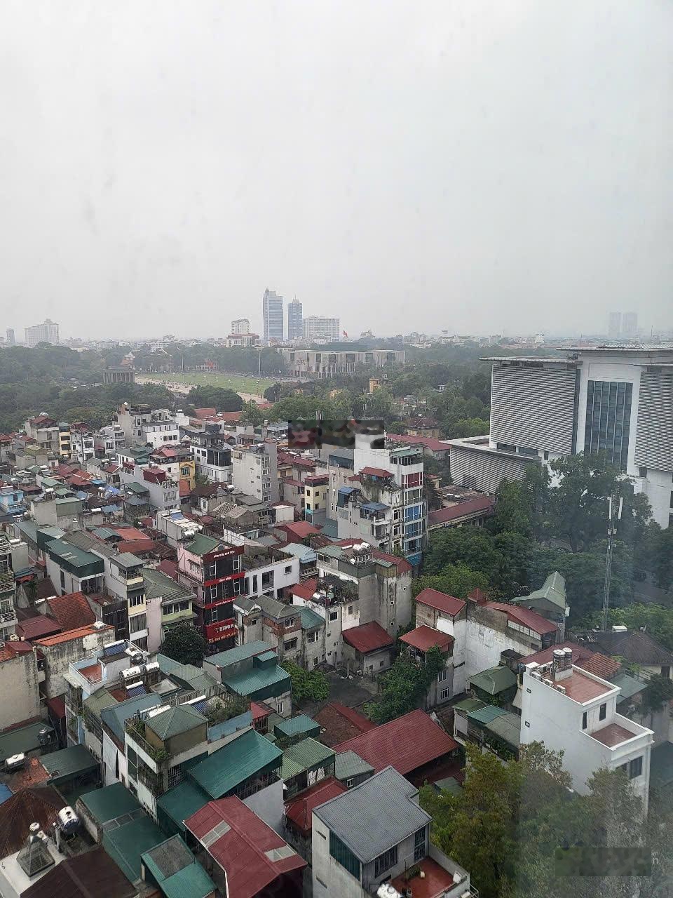 Bán căn hộ Discovery 67 Trần Phú căn hộ 2PN, 72m², full đồ, giá 11 tỷ (TL), tầng cao, view Lăng Bác