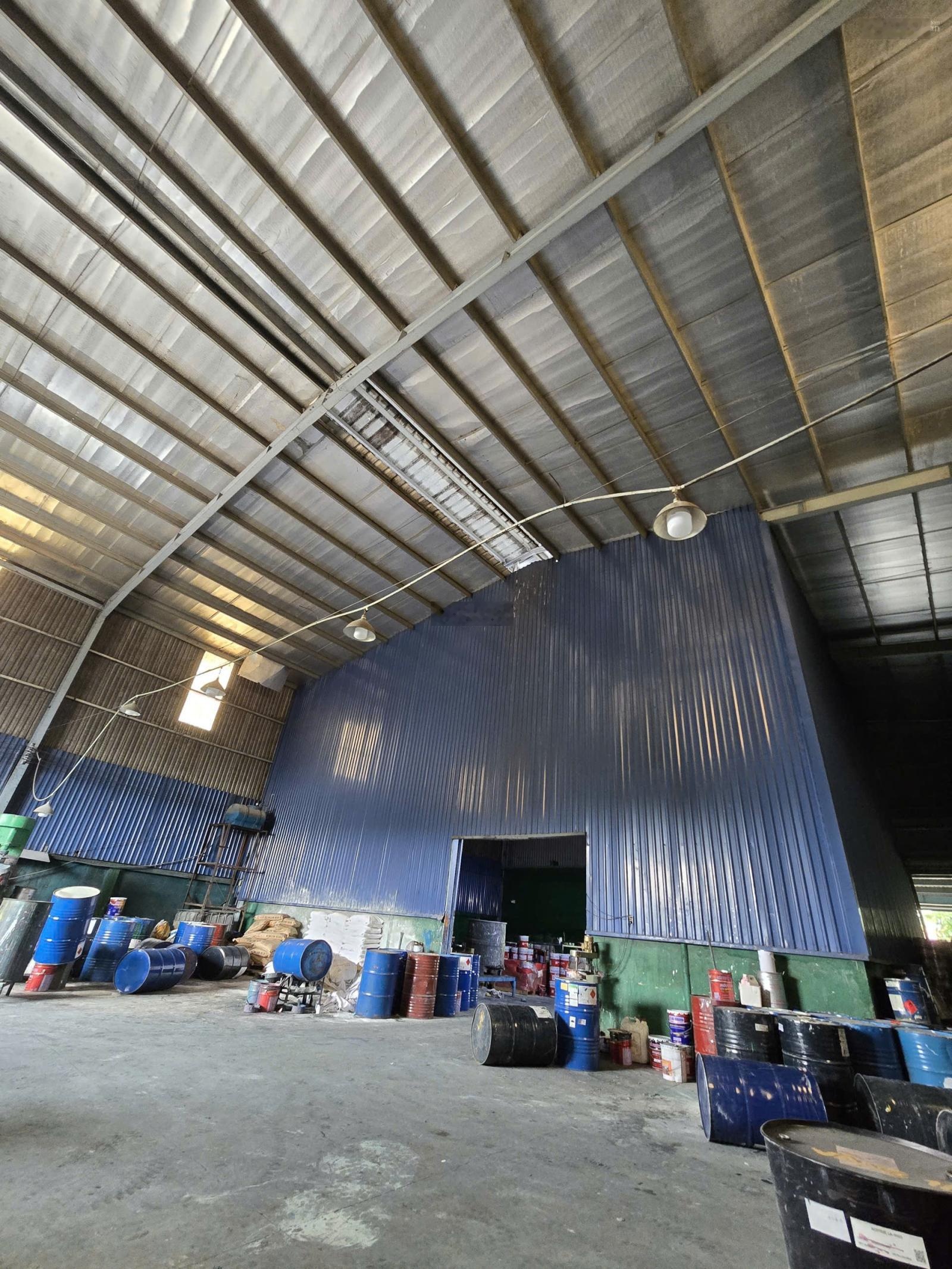 Bán kho, nhà xưởng tại Vườn Thơm, 35 tỷ, 1000m2
